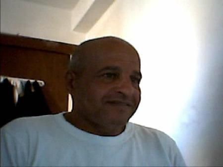 סטוצים - guy60 - אני אוהב סקס, אוהב אותך מכל, בחור מקסים גם לבילויים.