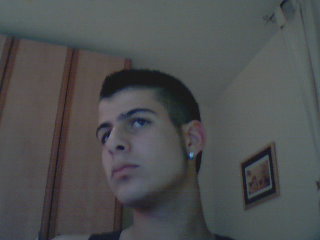 סטוצים - סטלן קטן - בחור טוב עוסק במחשבים בעל דואג לב רחב וכו....